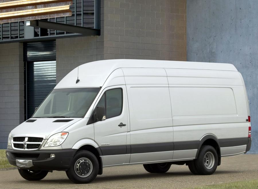  Dodge Sprinter Van 144 2006 года  (фото 1 из 12)